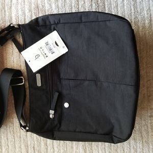 Baggallini Crossbody Email, Black